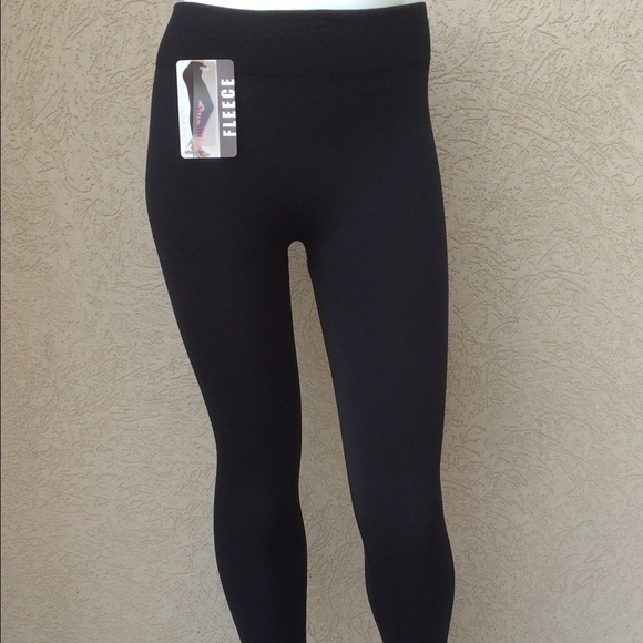 ⚡️SALE⚡️Bundle of 6 Fleece lined layering leggings - Picture 3 of 4