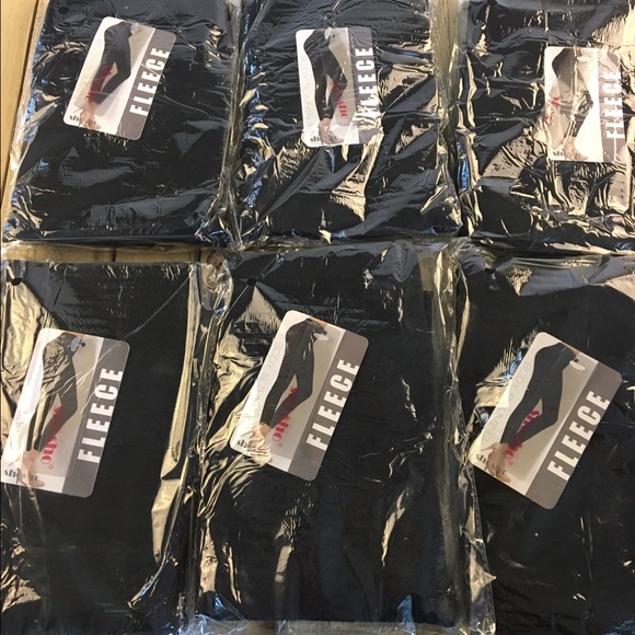 ⚡️SALE⚡️Bundle of 6 Fleece lined layering leggings - Picture 4 of 4