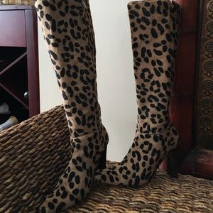 Boho leopard print pony hair boots