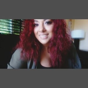 Meet your Posher, Lesly