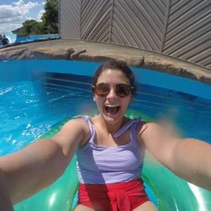 Meet your Posher, Taylor