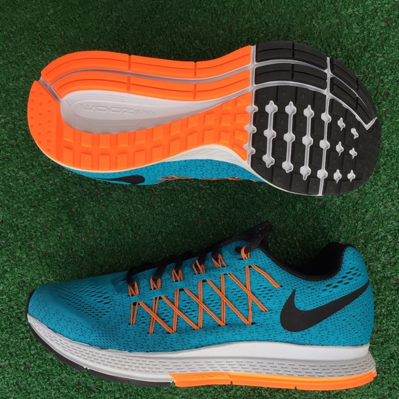 🌺HP🌺 Men's Nike Air Zoom Pegasus 32 sneakers - Picture 3 of 3