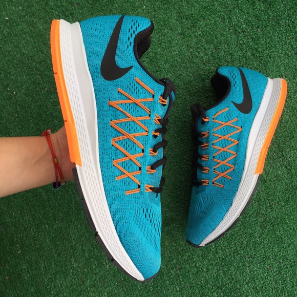 🌺HP🌺 Men's Nike Air Zoom Pegasus 32 sneakers - Picture 2 of 3