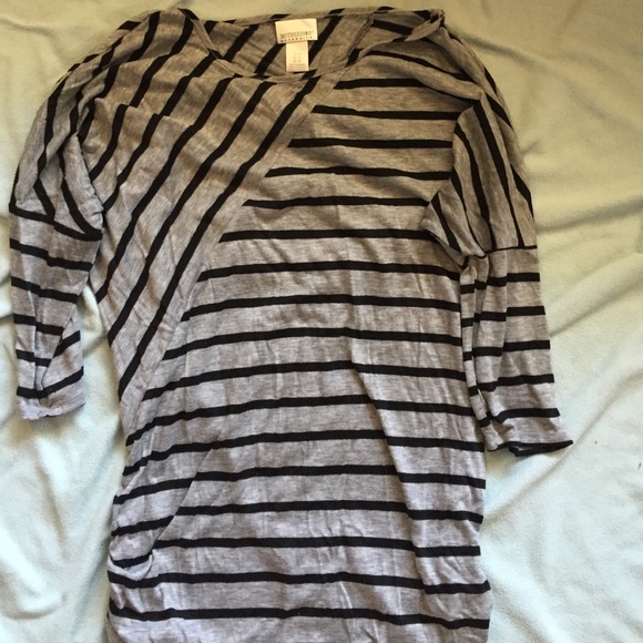 💕PRICE REDUCED💕Motherhood Maternity 3/4 sleeve