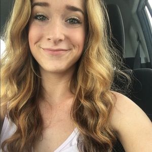 Meet your Posher, Rebecca