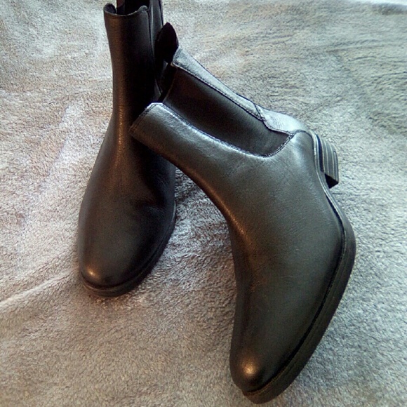 Men's shoes
