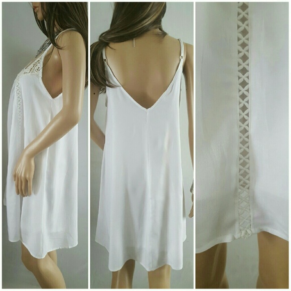 Lace detailed dress - Picture 3 of 4