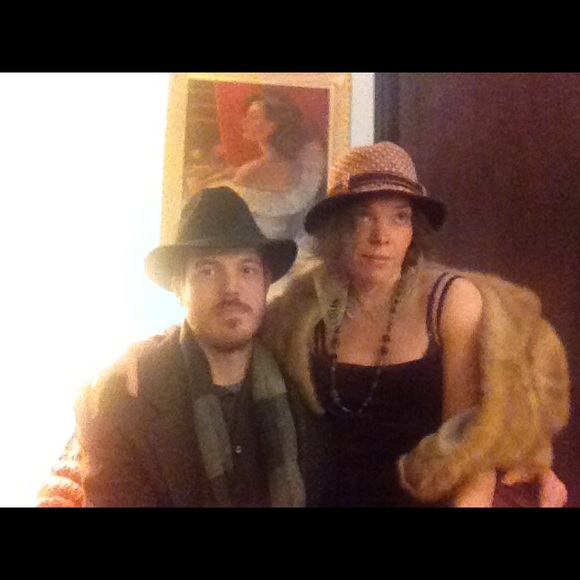 Meet your Posher, Laura - Picture 3 of 4