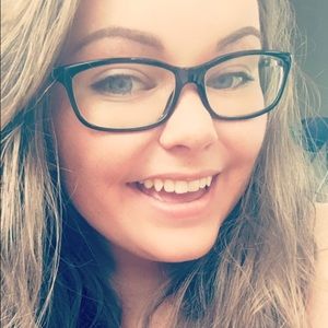 Meet your Posher, Misty