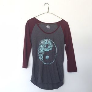 Maroon and grey Volcom baseball tee