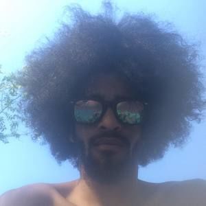 Meet your Posher, Armani