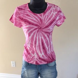 💕Tie-dye Hard Tail t-shirt lightly worn