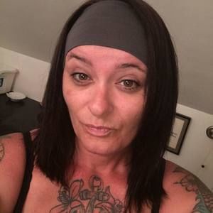 Meet your Posher, Rena