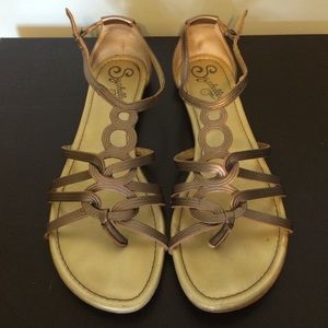 Gold casual comfy sandals