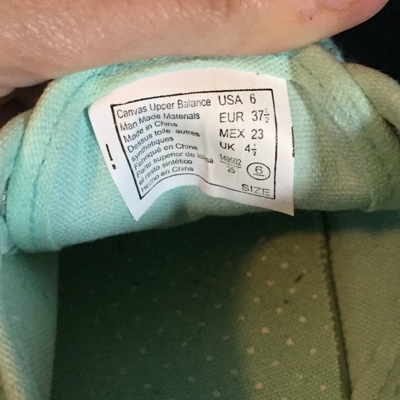 Mint green shoes - Picture 2 of 3