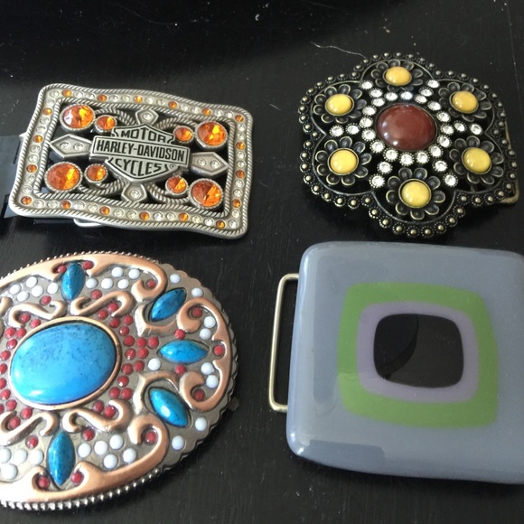 Belt buckles