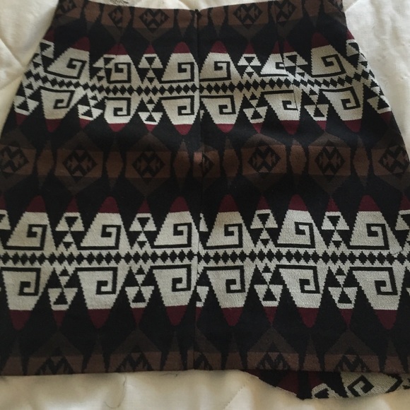 Zara wool skirt - Picture 2 of 2