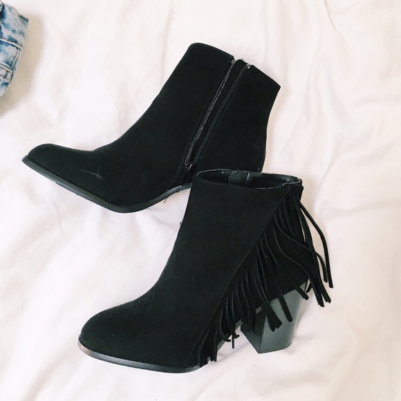 Black fringe booties