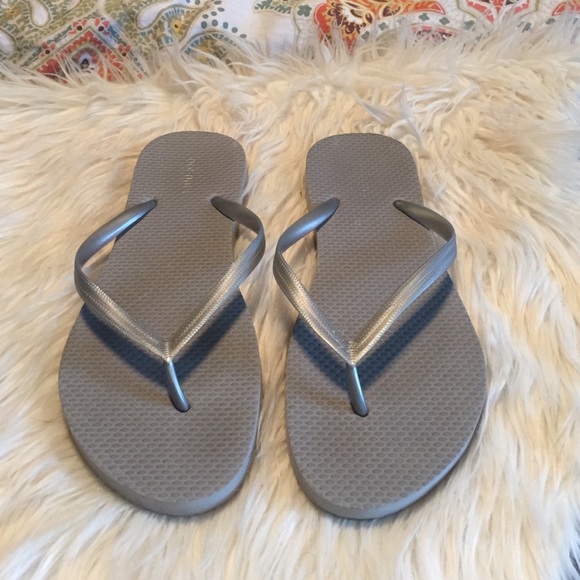 Silver grey sandals - Picture 2 of 3
