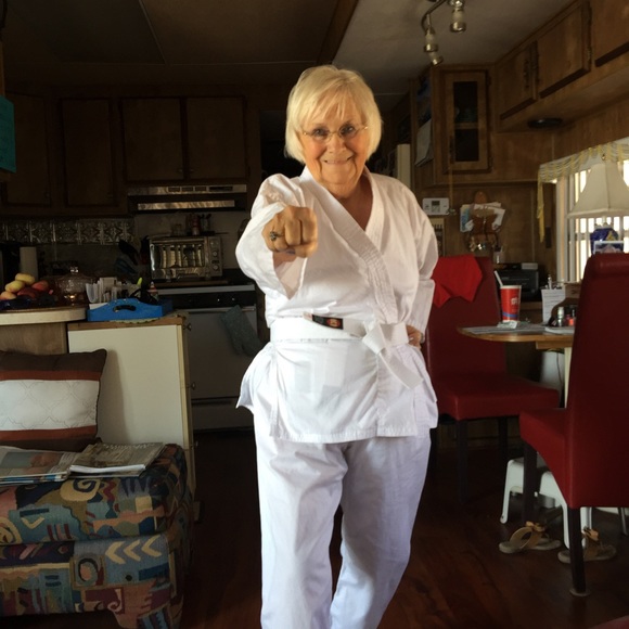 Meet your Posher, Ruth - Picture 1 of 1