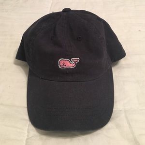 Vineyard vines navy blue hat!