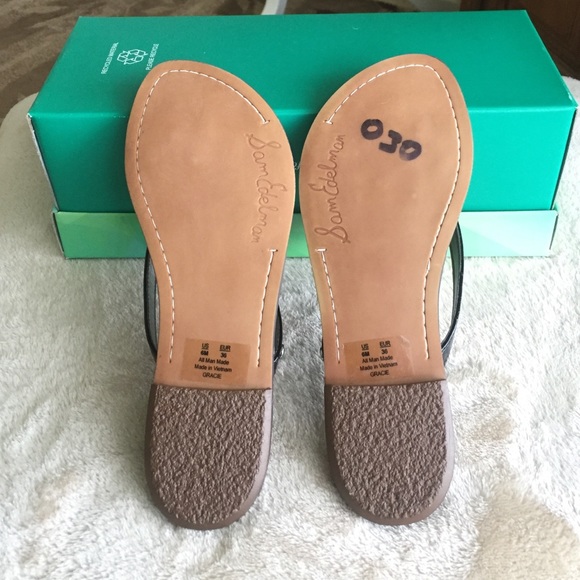 Sold-- Sam Edelman Flat Sandals - Picture 3 of 4