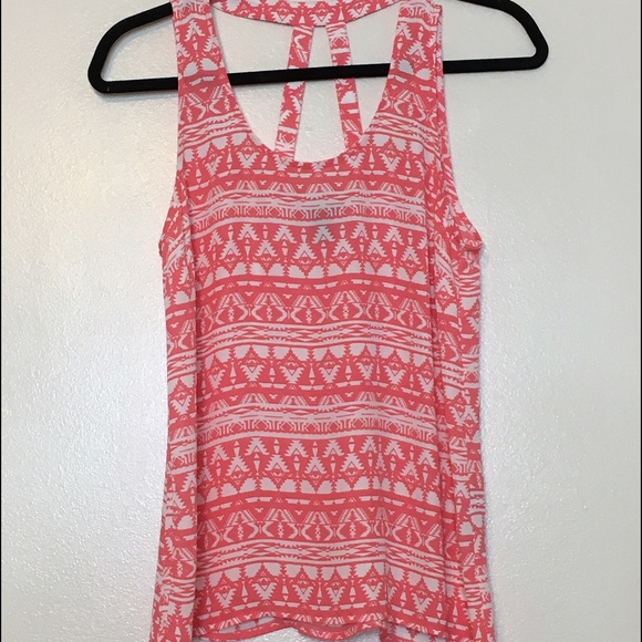 Beautiful Aztec tank top😍