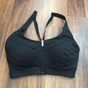VSX Sport 32D Front-close bra