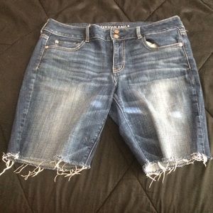 American Eagle Bermuda shorts
