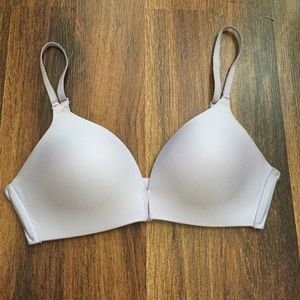 Un-lined Victoria Secret 34C bra