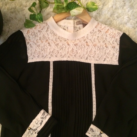 Forever 21 Chic Blouse