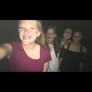 Meet your Posher, Mallory