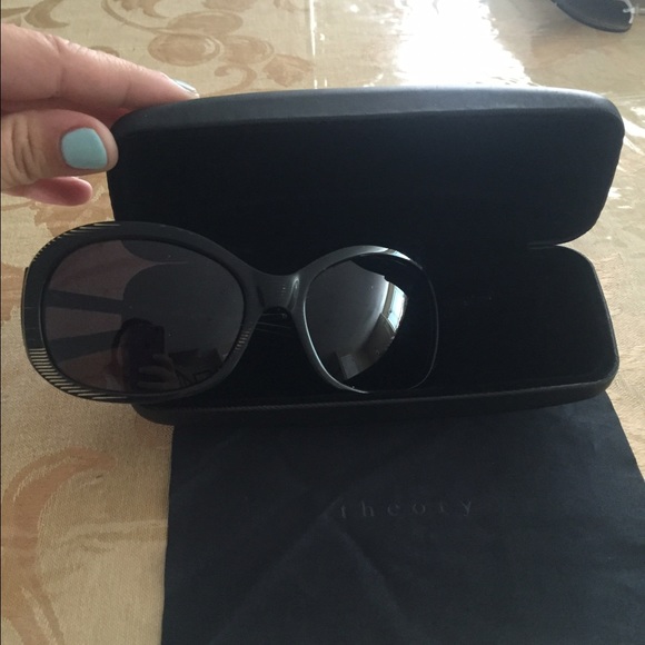 Theory sunglasses - Picture 1 of 5