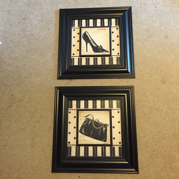 2 square black and white wall decorations