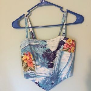 Cute tropical crop top