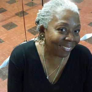 Meet your Posher, Elaine