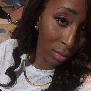 Meet your Posher, Isis