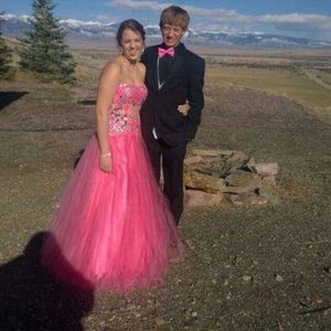 Meet your Posher, Shay