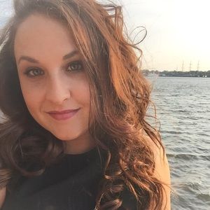 Meet your Posher, Julie