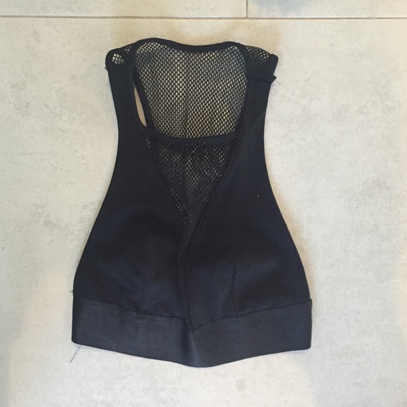 Bebe Crop Top