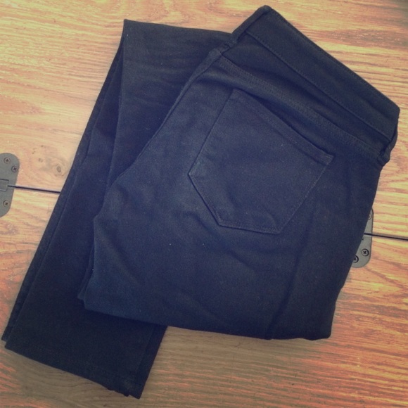 Black skinny jeans