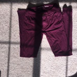 Maroon American Eagle Skinny Pant