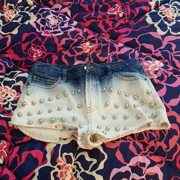 Ombre studded Jean shorts