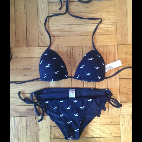 Hollister California Push-Up Bikini top and bottom