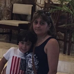 Meet your Posher, Caridad