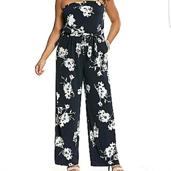 Navy blue jumpsuit - Picture 1 of 3