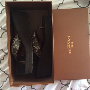 Size 7 Brown Coach Sandals NIB