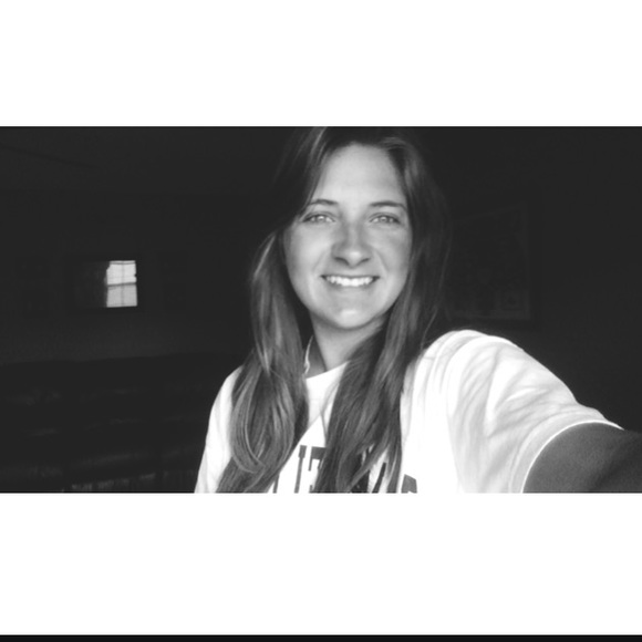 Meet your Posher, Sydney