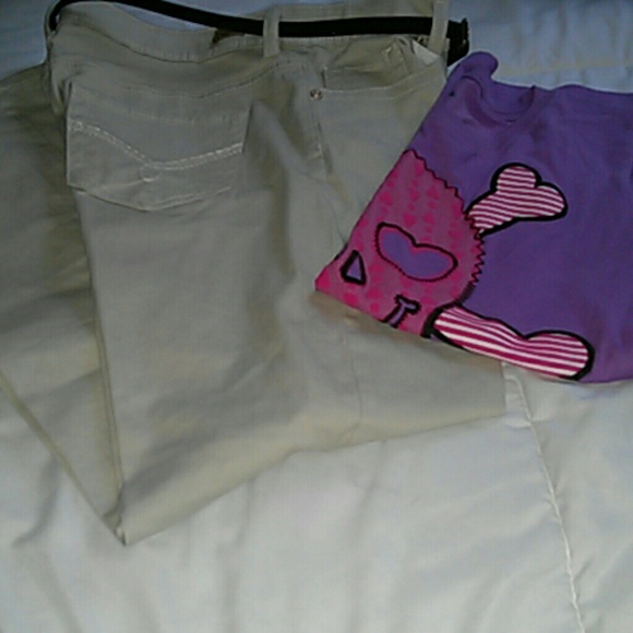 Bundle Pant with shirt isn't Jordache pants are
