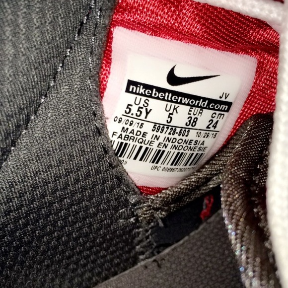 🚫Nike Roshe One SOLD ON MERCARI🚫 - Picture 3 of 4